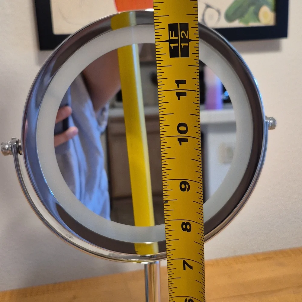 Double Sided Round Flip Stanup Magnifying Mirror